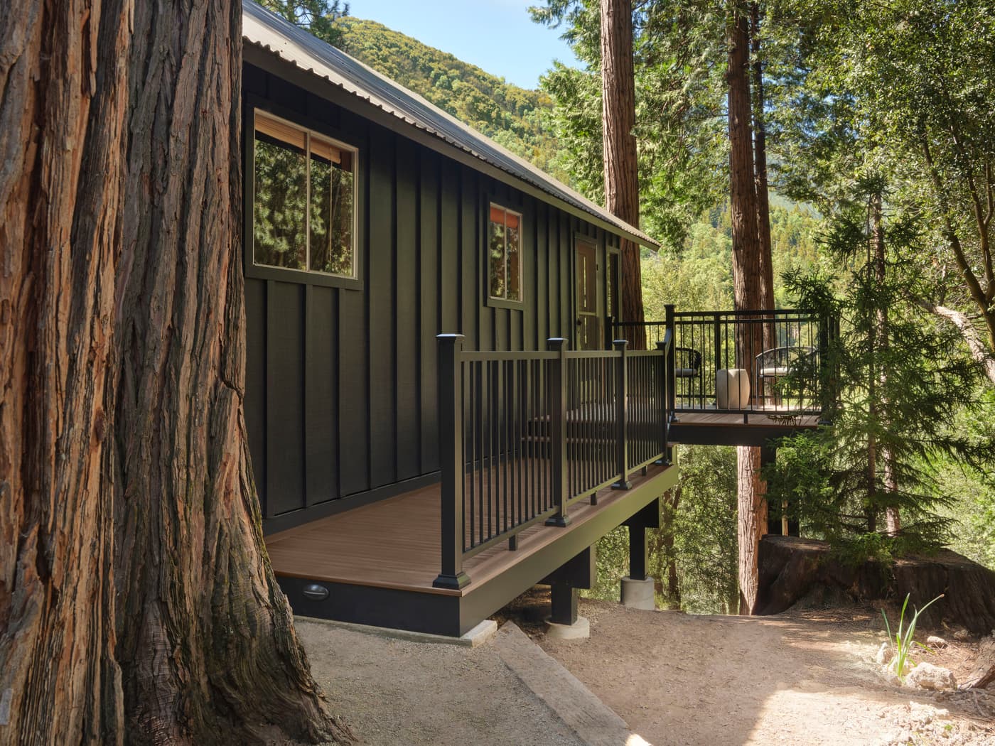 TimberTech English Walnut Vintage collection deck design